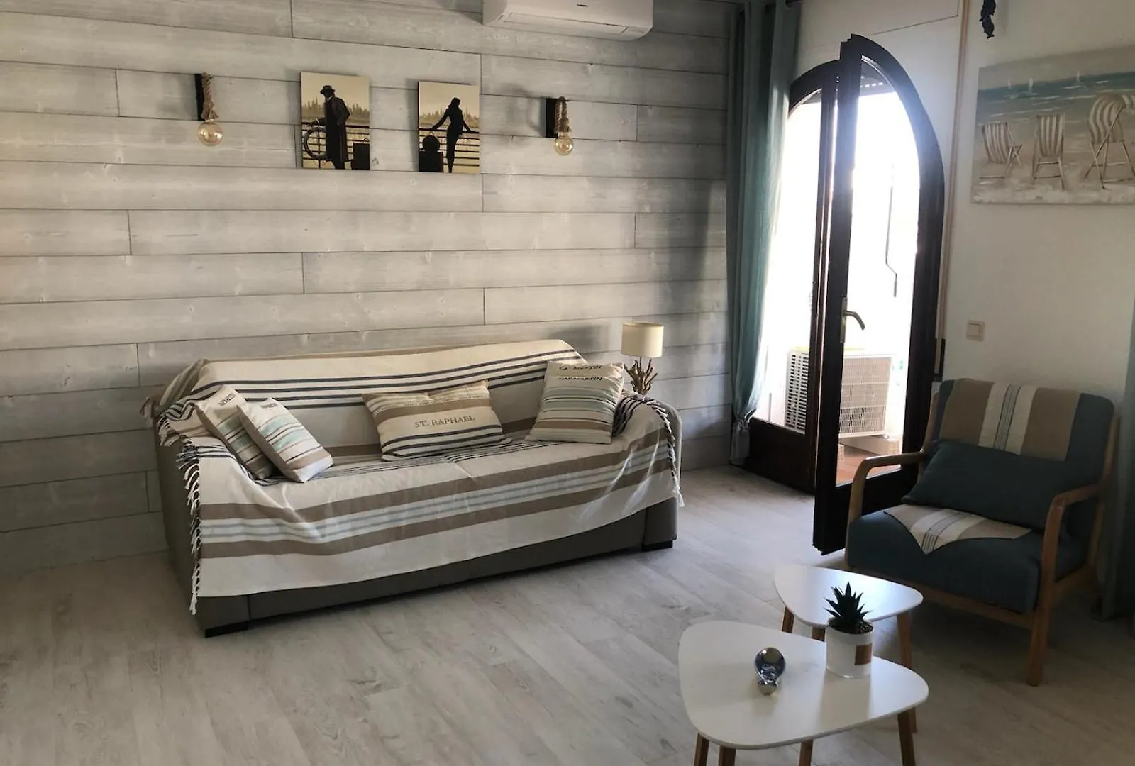 Apartment Bel Appartement Renove Sur La Marina Empuriabrava